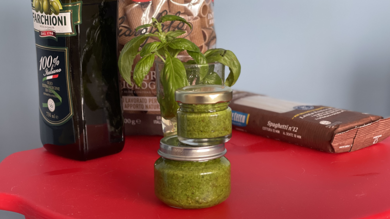 Pesto di basilico e mandorle